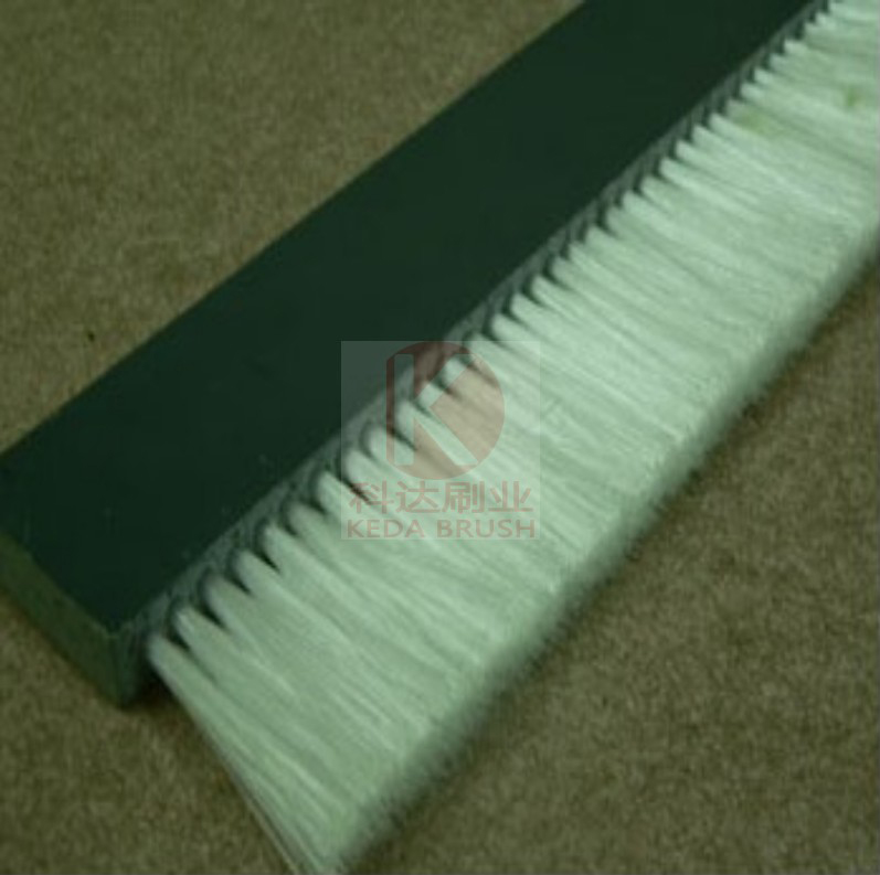 http://www.gyxrkzk.cn/uploads/allimg/210511/1-2105110933450-L.jpg